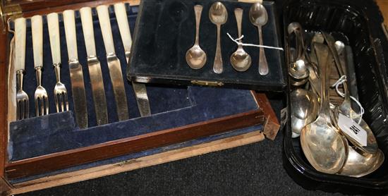 Mixed silver flatware, Georgian and later, including two cased part sets and sundries